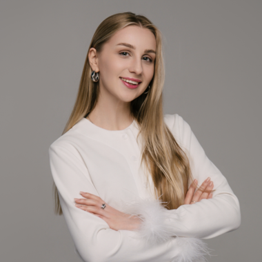 Юлия Слюсарева