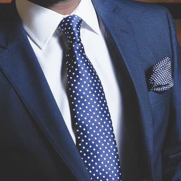 Модные мужские галстуки 2024 года: фото лучших моделей