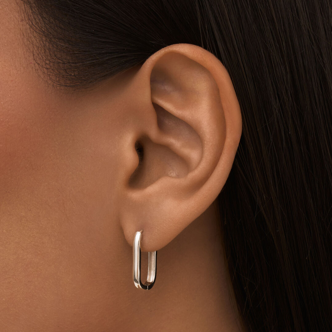 Базовые серьги из серебра MIE